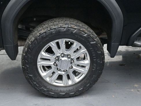 Used 2023 GMC Sierra 3500 Denali w/ Denali Ultimate Package image 36