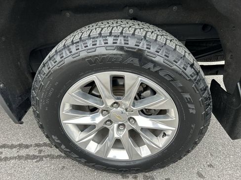 Used 2021 Chevrolet Silverado 1500 LTZ w/ Technology Package image 10