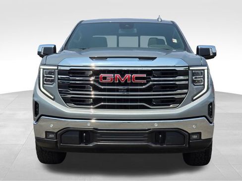 Used 2026 GMC Sierra 1500 SLT w/ SLT Convenience Package AWD/4WD image 8