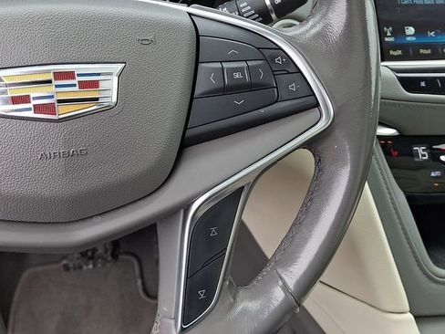 Used 2019 Cadillac XT5 Luxury image 23