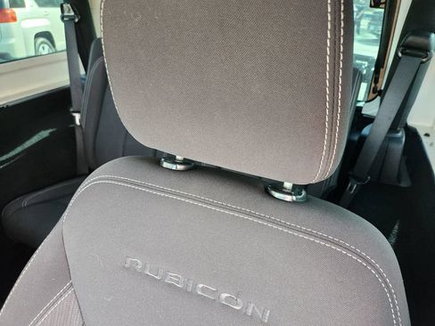 Used 2013 Jeep Wrangler Rubicon w/ PWR Convenience Group AWD/4WD image 18