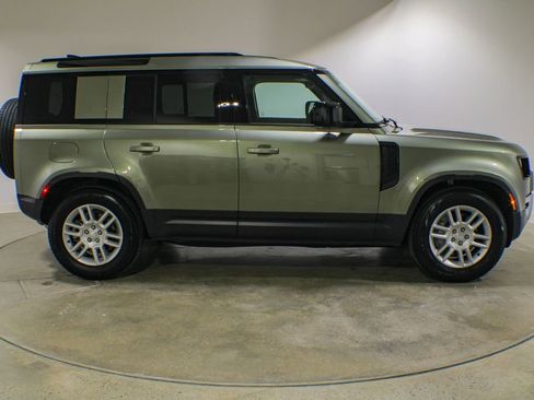 Used 2025 Land Rover Defender 110 S AWD/4WD image 6