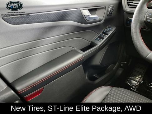 Used 2023 Ford Escape ST-Line Elite AWD/4WD image 31
