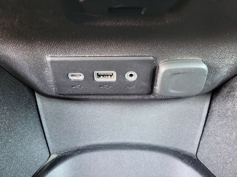 Used 2022 Chevrolet Malibu LS image 11