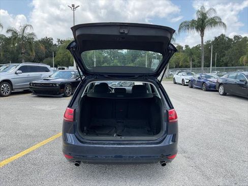 Used 2017 Volkswagen Golf S AWD/4WD image 7