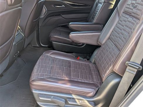 Certified 2023 Cadillac Escalade Sport Platinum w/ LPO, ONYX Package image 23