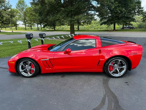Used 2010 Chevrolet Corvette Grand Sport RWD image 7