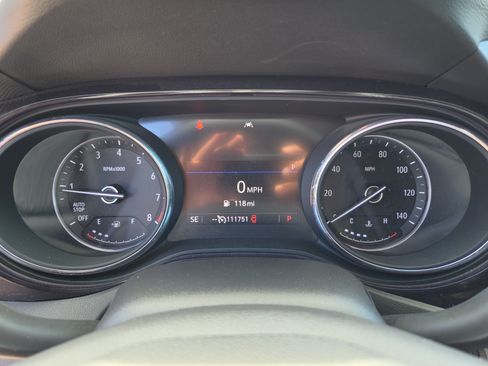 Used 2022 Buick Encore GX Select FWD image 19