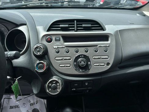 Used 2013 Honda Fit image 11