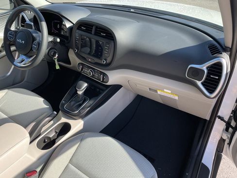 New 2025 Kia Soul LX image 27