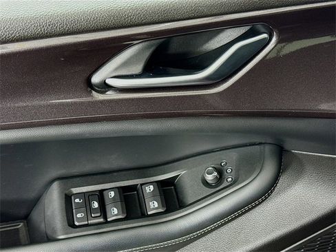 Used 2023 Jeep Grand Cherokee L Laredo image 17