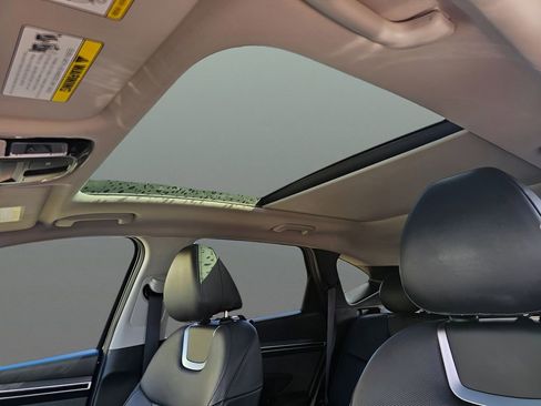 Used 2023 Hyundai Tucson Limited AWD/4WD image 18