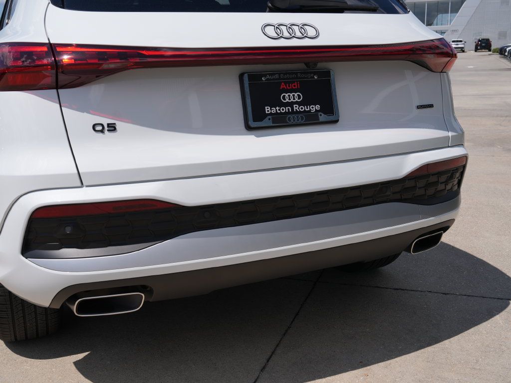 Used 2025 Audi Q5 Premium Plus w/ Premium Plus AWD/4WD image 13