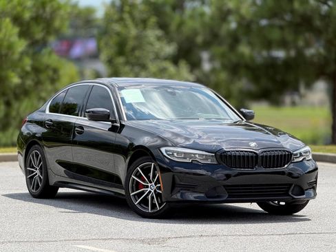 Used 2019 BMW 330i Sedan w/ Convenience Package RWD image 13