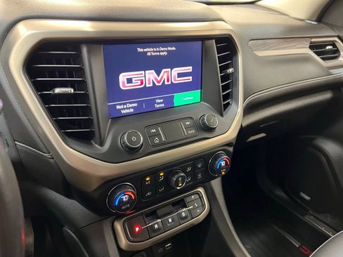 Used 2021 GMC Acadia Denali w/ Denali Ultimate Package image 22