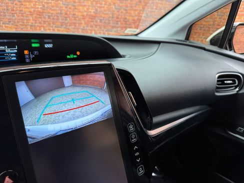 Used 2019 Toyota Prius Prime FWD image 20