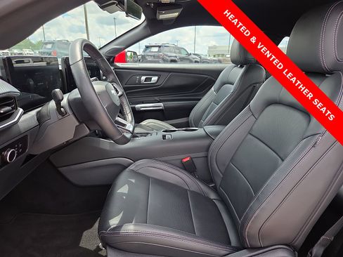 Used 2026 Ford Mustang Premium RWD image 15