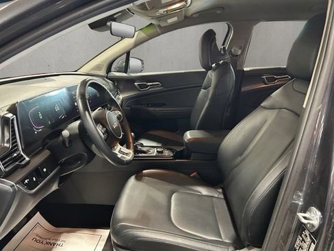 Used 2024 Kia Sportage EX AWD/4WD image 9