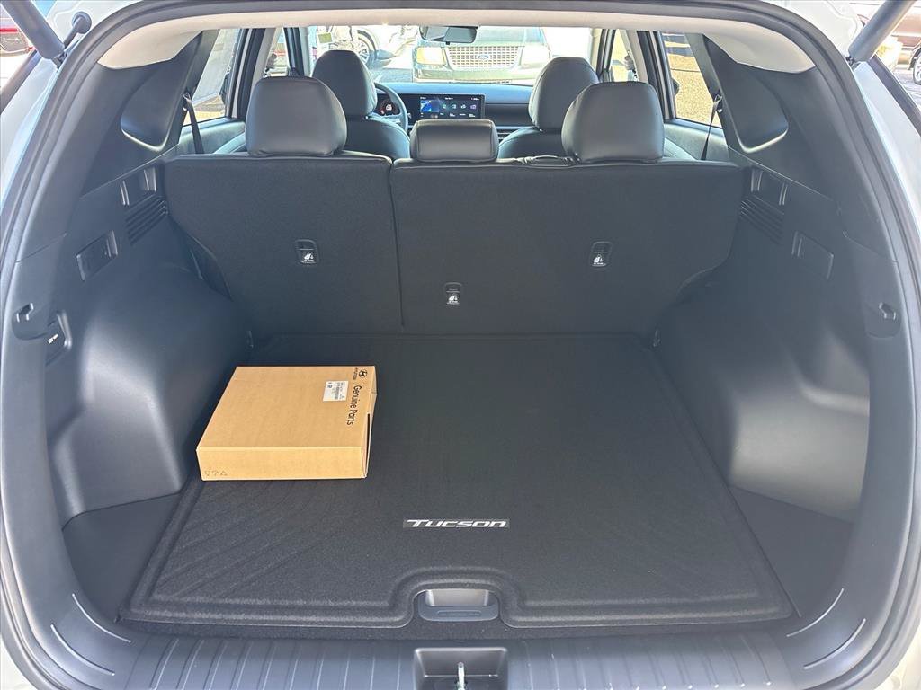 New 2026 Hyundai Tucson SEL Plus AWD/4WD image 3