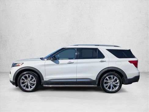 Used 2023 Ford Explorer Platinum w/ Technology Package image 9