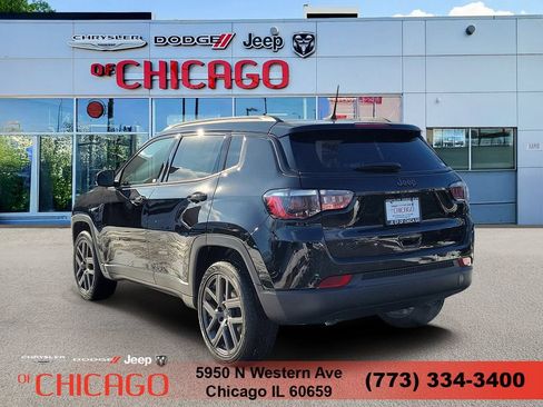 Used 2026 Jeep Compass Latitude AWD/4WD image 3