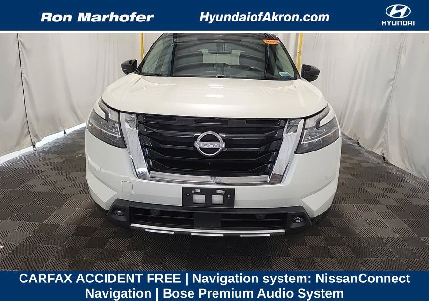 Used 2022 Nissan Pathfinder Platinum AWD/4WD image 1