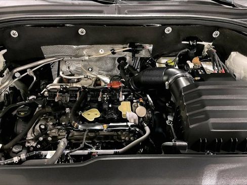 Used 2024 Volkswagen Atlas SE image 10