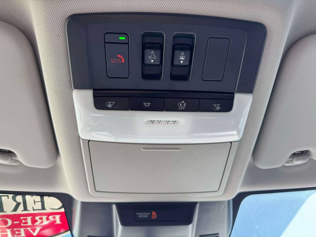 Certified 2023 Nissan Rogue SV w/ SV Premium B Package AWD/4WD image 32