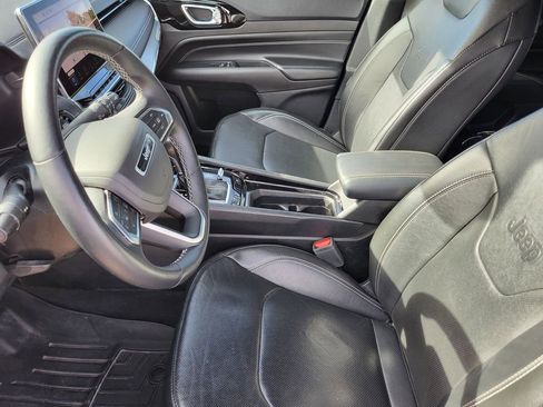 Used 2022 Jeep Compass High Altitude image 13