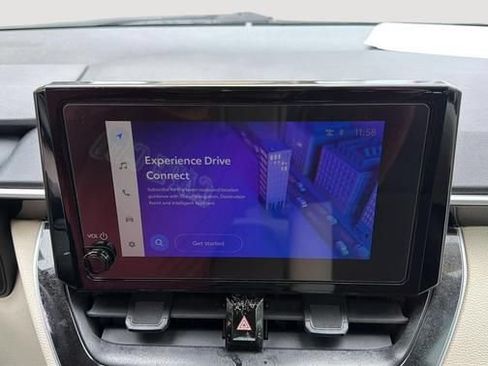 Used 2025 Toyota Corolla LE FWD image 18