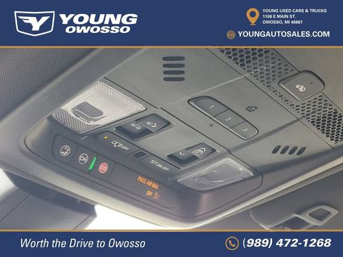 Certified 2025 Cadillac XT6 Sport w/ LPO, Floor Liner Package AWD/4WD image 21
