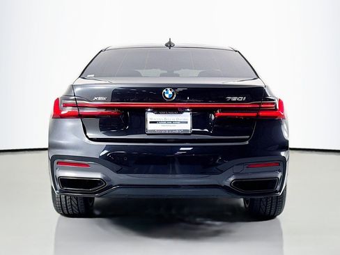 Used 2022 BMW 750i xDrive w/ Autobahn Package AWD/4WD image 4