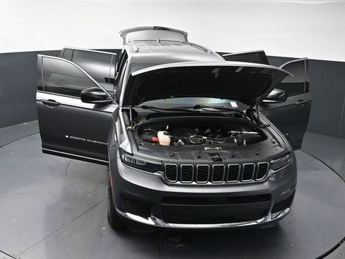 Used 2023 Jeep Grand Cherokee L Laredo w/ Luxury Tech Group I AWD/4WD image 44
