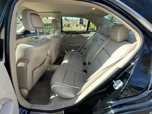 Used 2014 Mercedes-Benz E 350 Sedan image 34