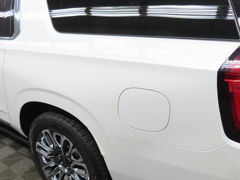 Used 2024 GMC Yukon XL Denali Ultimate image 48