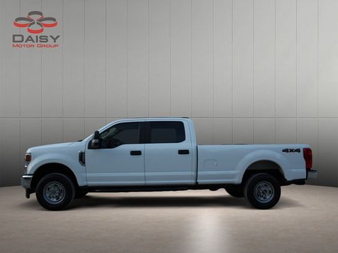 Used 2022 Ford F250 XL w/ Power Equipment Group image 8