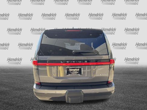 Used 2025 Lexus GX 550 w/ Cold Area Package AWD/4WD image 9