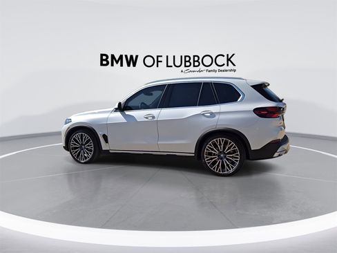 Certified 2026 BMW X5 xDrive40i image 6