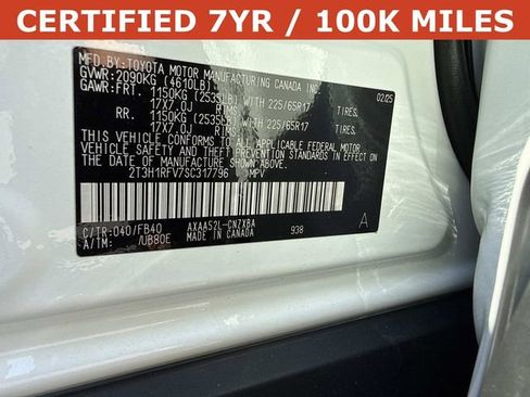 Used 2025 Toyota RAV4 LE FWD image 28