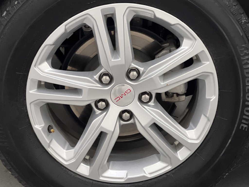 Used 2024 GMC Terrain SLE AWD/4WD image 66