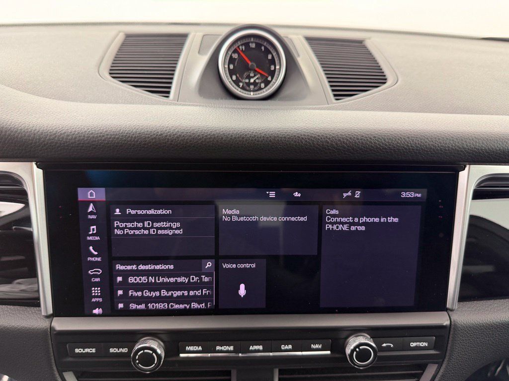 Certified 2021 Porsche Macan S AWD/4WD image 36
