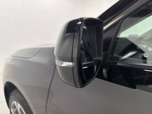 Certified 2025 Acura RDX w/ Technology Package image 9