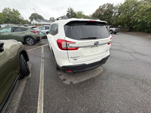 Certified 2024 Subaru Ascent Limited w/ Technology Package AWD/4WD image 7