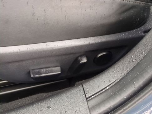 Used 2025 MAZDA MAZDA3 2.5 Turbo Sedan w/Premium Plus image 16