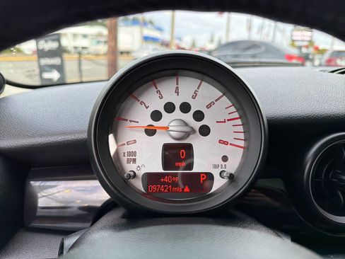 Used 2011 MINI Cooper S image 25