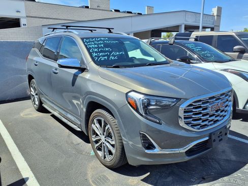 Used 2018 GMC Terrain Denali w/ LPO, 'HIT The Road' Package AWD/4WD image 2