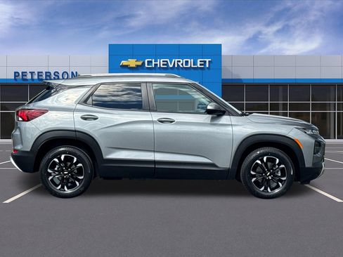 Certified 2023 Chevrolet TrailBlazer LT FWD image 3