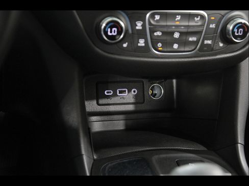 Certified 2024 Chevrolet Equinox LT FWD image 14