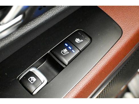 Used 2024 Kia Telluride SX Prestige AWD/4WD image 33