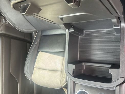 Used 2023 Chevrolet Tahoe Premier image 35